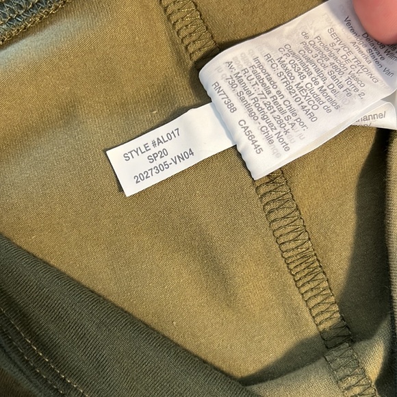 NWT J. Crew Factory Mid-Rise Camo Legging, S - Picture 10 of 11